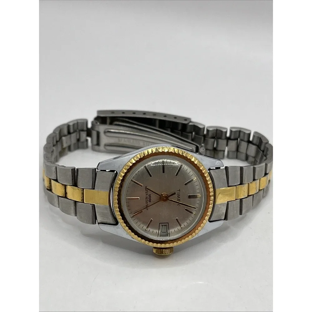 Timex 1980s Women's Two Tone Mechanical‎ Watch 6.75